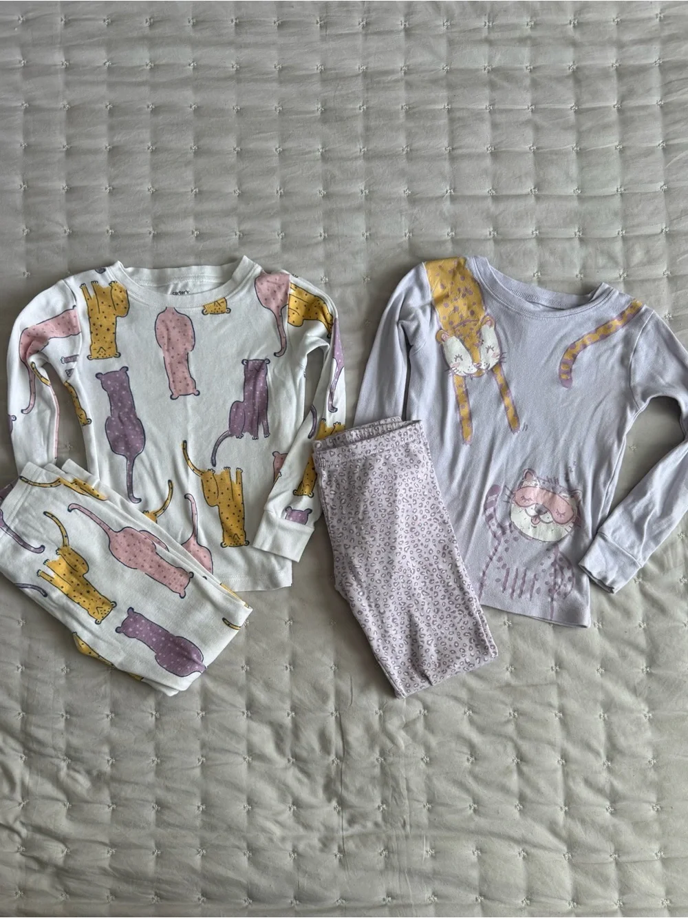 Carter’s Girls 5T 2 Cotton Pajama Sets Cat Print Long Sleeve Sleepwear Bundle